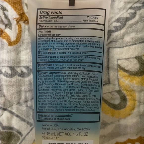 Murad clarifying cleanser & Purlisse Matcha primer - Picture 4 of 6